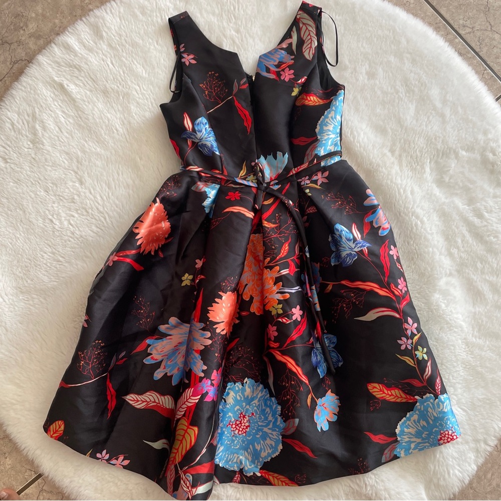 Gracia Vibrant Colorful Floral Knee Length Flare Dress Women's Size Small